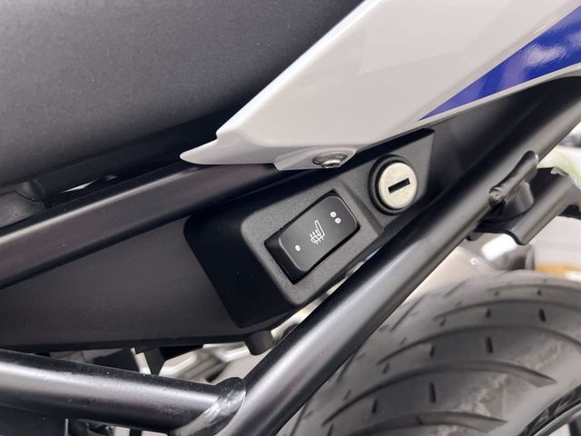 bmw - r-1250-rs
