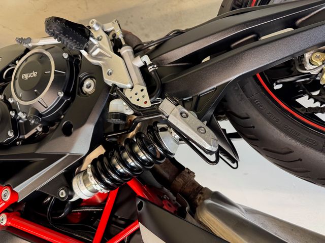 aprilia - dorsoduro-900-abs