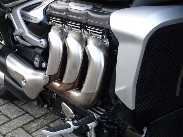 triumph - rocket-iii-gt
