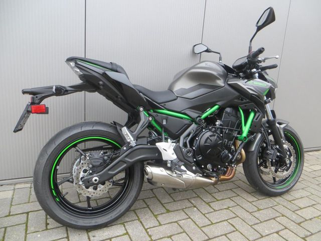 kawasaki - z650