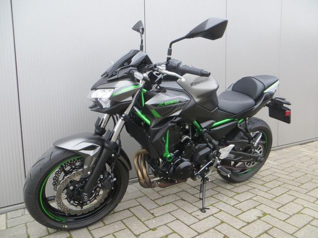 kawasaki - z650