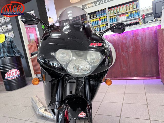 aprilia - rsv-1000-r