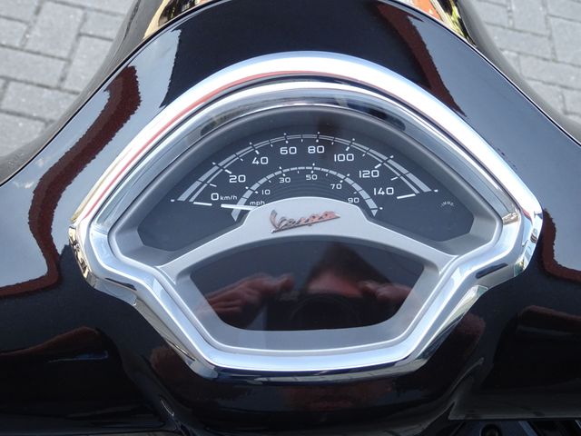 vespa - gts-310