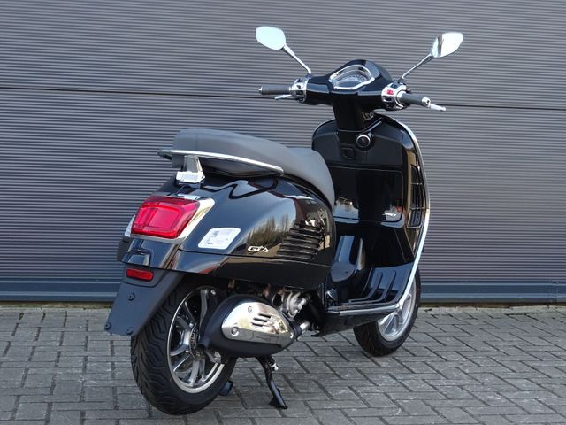 vespa - gts-310