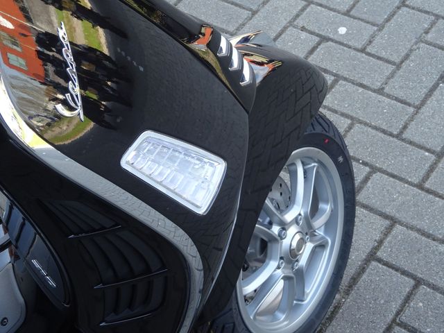 vespa - gts-310