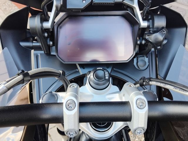 bmw - r-1250-gs-adventure