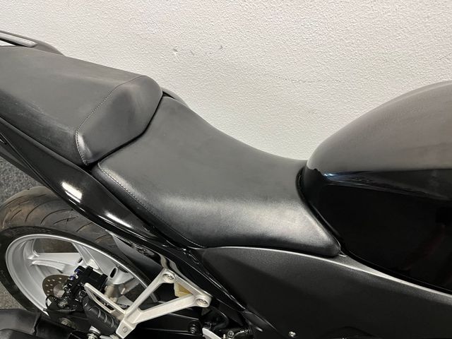 honda - cbr-250-r
