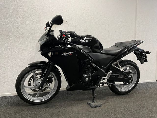 honda - cbr-250-r