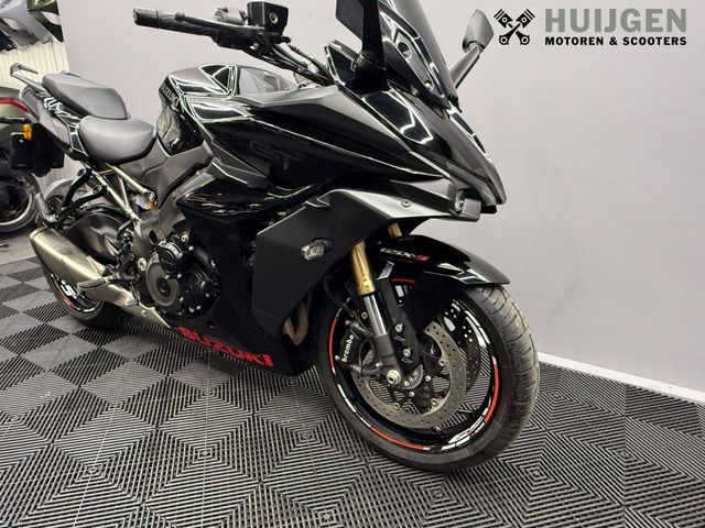 suzuki - gsx-s-1000-gt