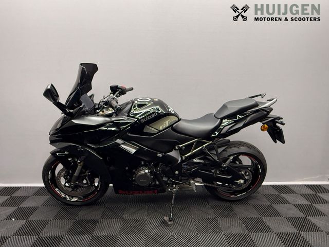 suzuki - gsx-s-1000-gt