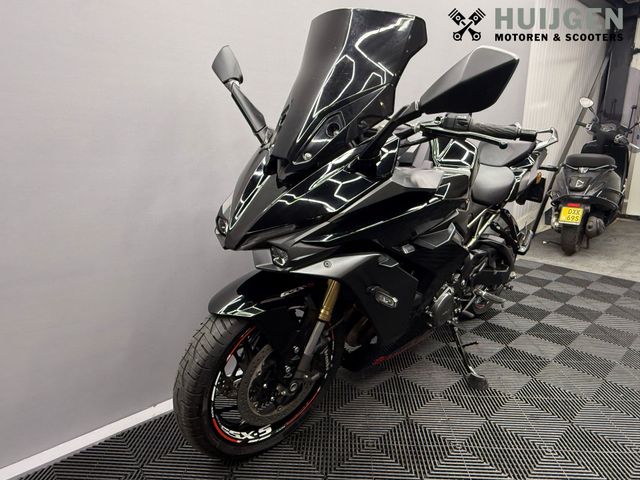 suzuki - gsx-s-1000-gt