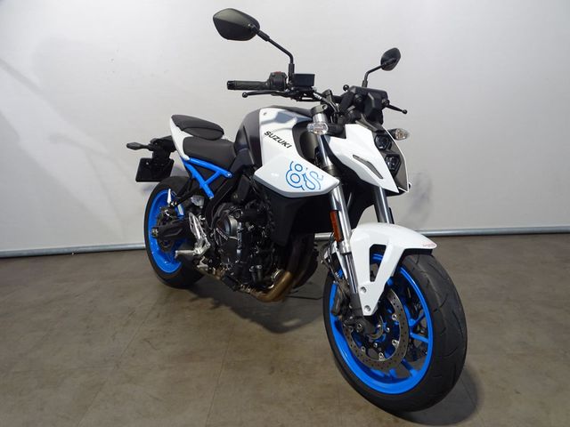 suzuki - gsx-8s