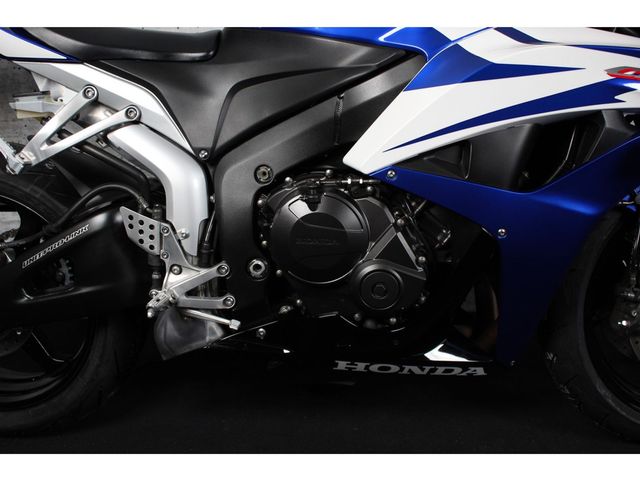honda - cbr-600-rr