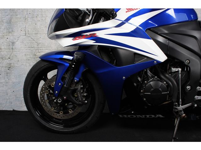 honda - cbr-600-rr