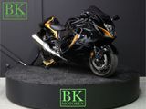 SUZUKI GSX-R 1300 HAYABUSA