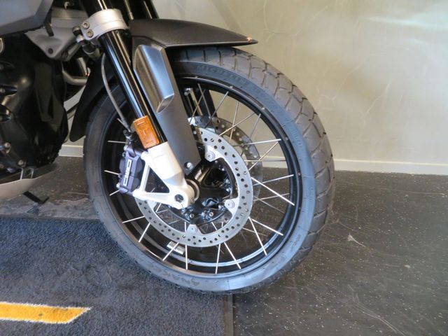 bmw - r-1250-gs-adventure