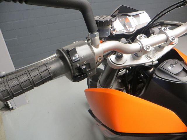 ktm - 690-duke