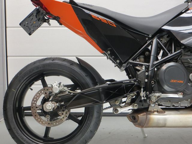 ktm - 690-duke
