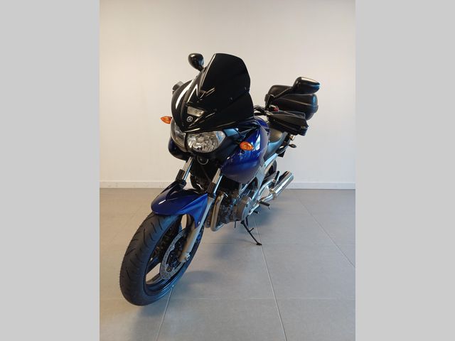 yamaha - tdm-900