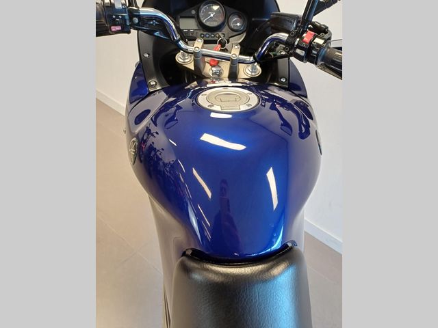yamaha - tdm-900