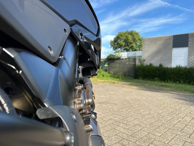 suzuki - v-strom-1050-a