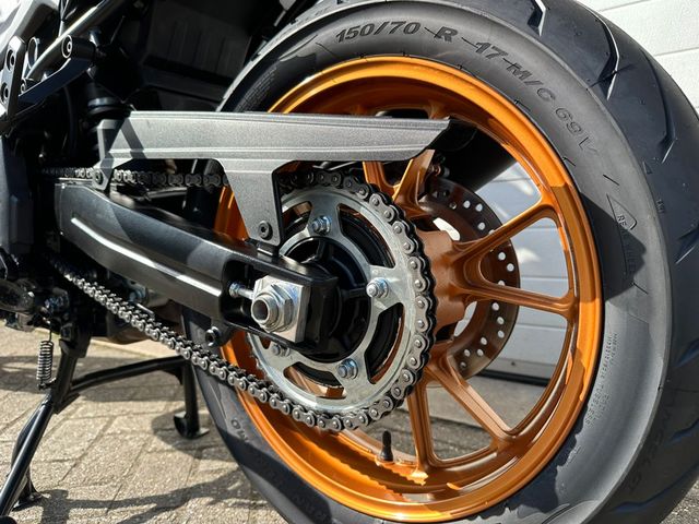 suzuki - v-strom-1050-a