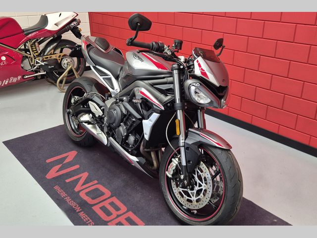 triumph - street-triple-rs