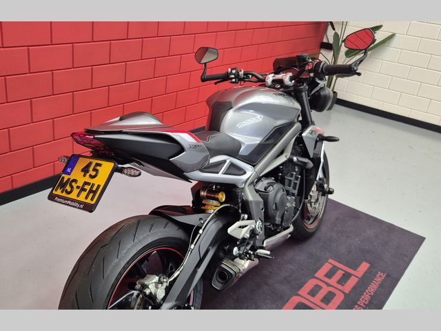 triumph - street-triple-rs