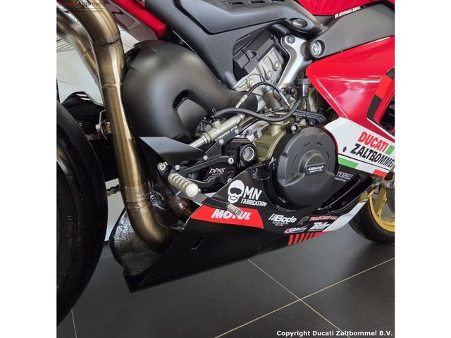 ducati - panigale-v4