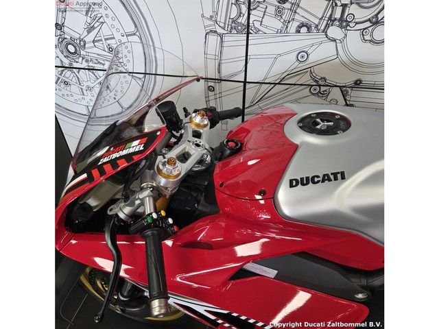 ducati - panigale-v4