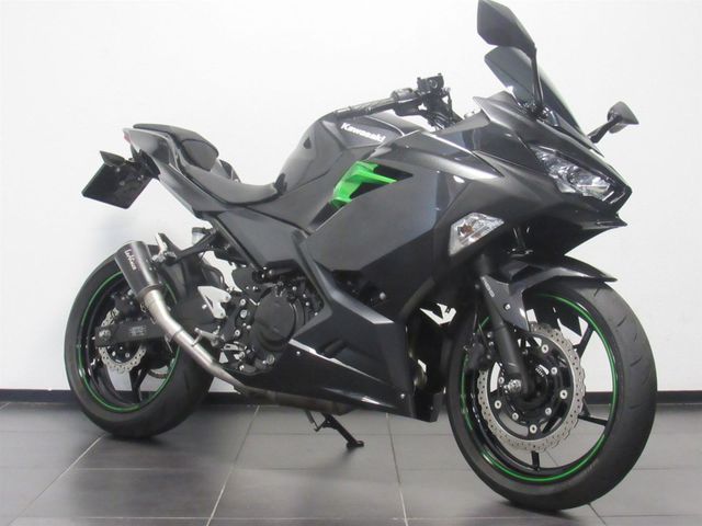 kawasaki - ninja-400