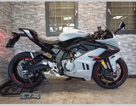 Cfmoto 675 SR-R 2026 nieuw