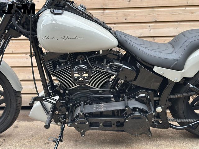 harley-davidson - deuce-fxstd-softail