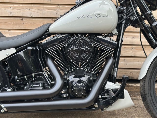 harley-davidson - deuce-fxstd-softail