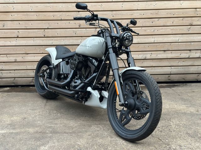 harley-davidson - deuce-fxstd-softail