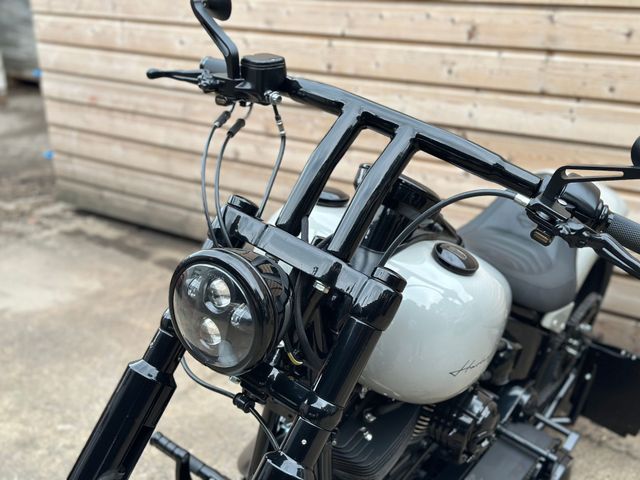 harley-davidson - deuce-fxstd-softail