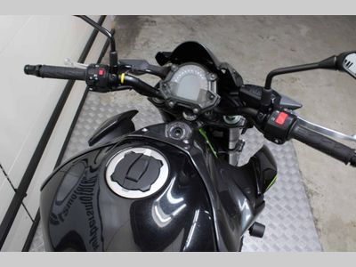 KAWASAKI Z900 – foto 4