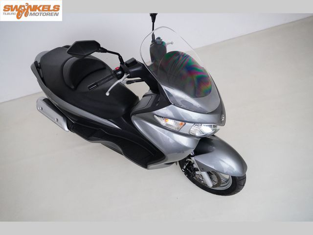 suzuki - burgman-200