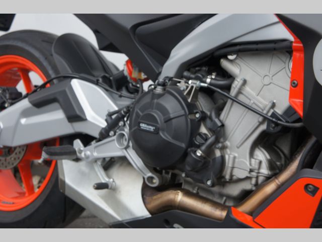 aprilia - tuono-660