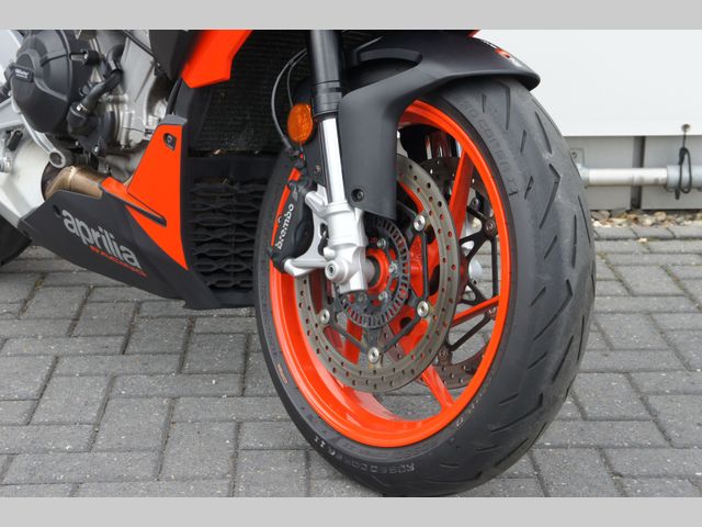aprilia - tuono-660