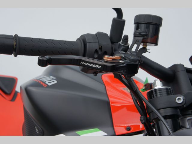 aprilia - tuono-660