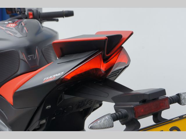 aprilia - tuono-660