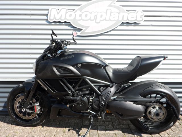 ducati - diavel-carbon