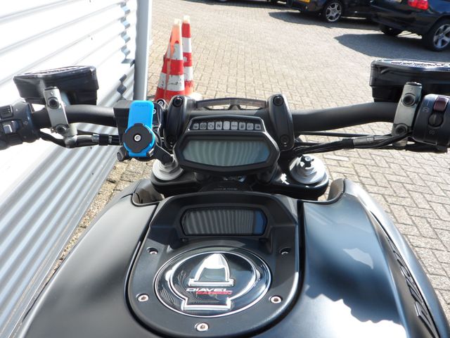 ducati - diavel-carbon
