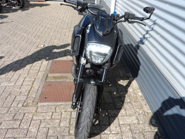 ducati - diavel-carbon