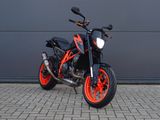 KTM 690 DUKE R