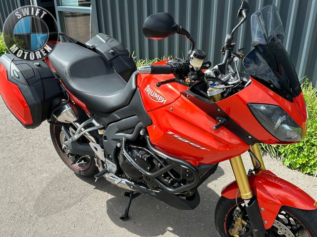 triumph - 955-i-tiger