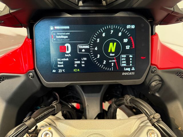 ducati - multistrada-v4-s