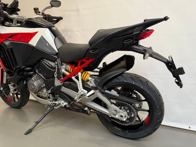 ducati - multistrada-v4-s