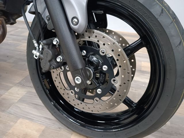 suzuki - sfv-650-gladius-abs